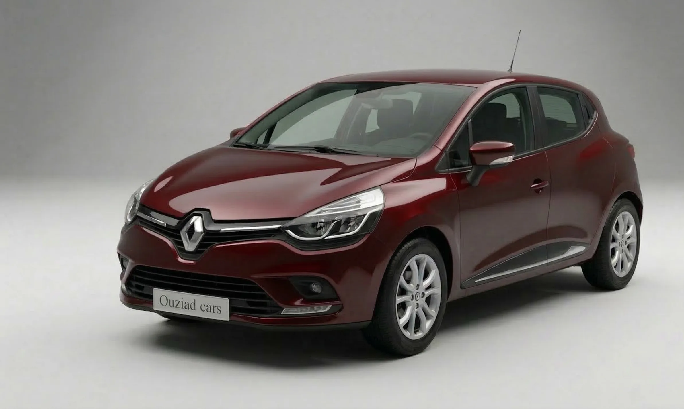 Renault Clio 4 2021 automatic car rental Marrakech Morocco